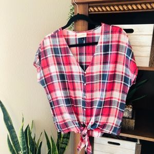 Target Universal Thread Shirt Size S